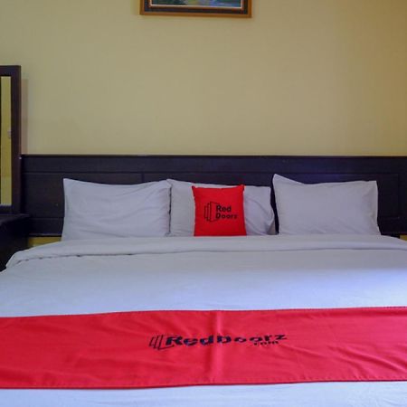 Reddoorz Near Citraland Waterpark Kendari Hotell Lepoleop Eksteriør bilde