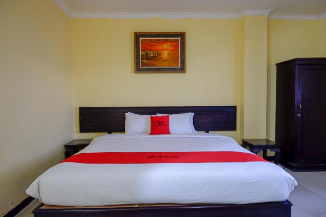 Reddoorz Near Citraland Waterpark Kendari Hotell Lepoleop Eksteriør bilde